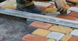 Укладка клинкерной брусчатки в Астрахани: цена от 822 руб. за м2