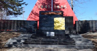 Профессиональное благоустройство памятников в Астрахани в октябре
